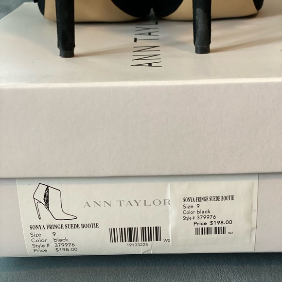 Ann Taylor Sonya Black Fringe Suede Booties. Size 9. - Picture 6 of 7